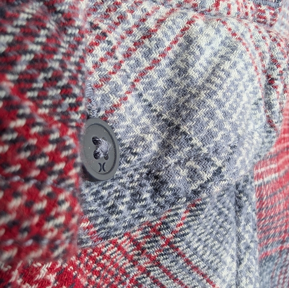 Men's Hurley Blue Red White Flannel Plaid Button-Down Shirt XXL - Picture 9 of 12